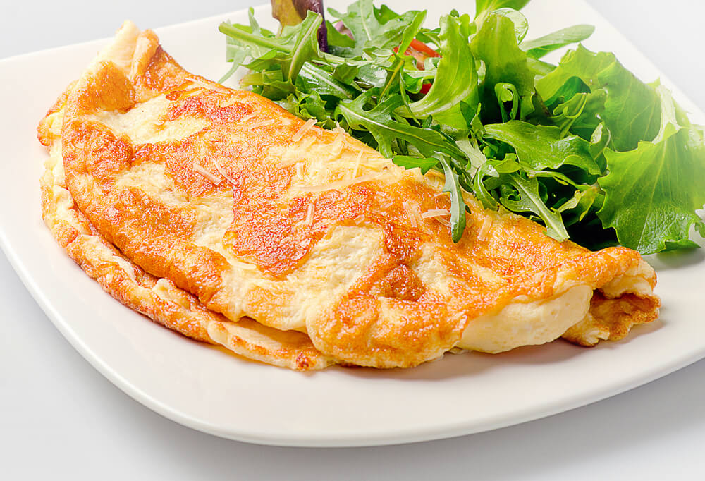 Healthy go to breakfast recipes - egg white omelet